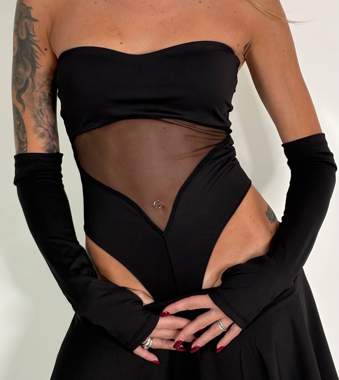 Body Trasparente Con Manicotti Nero - Abbigliamento Jessica