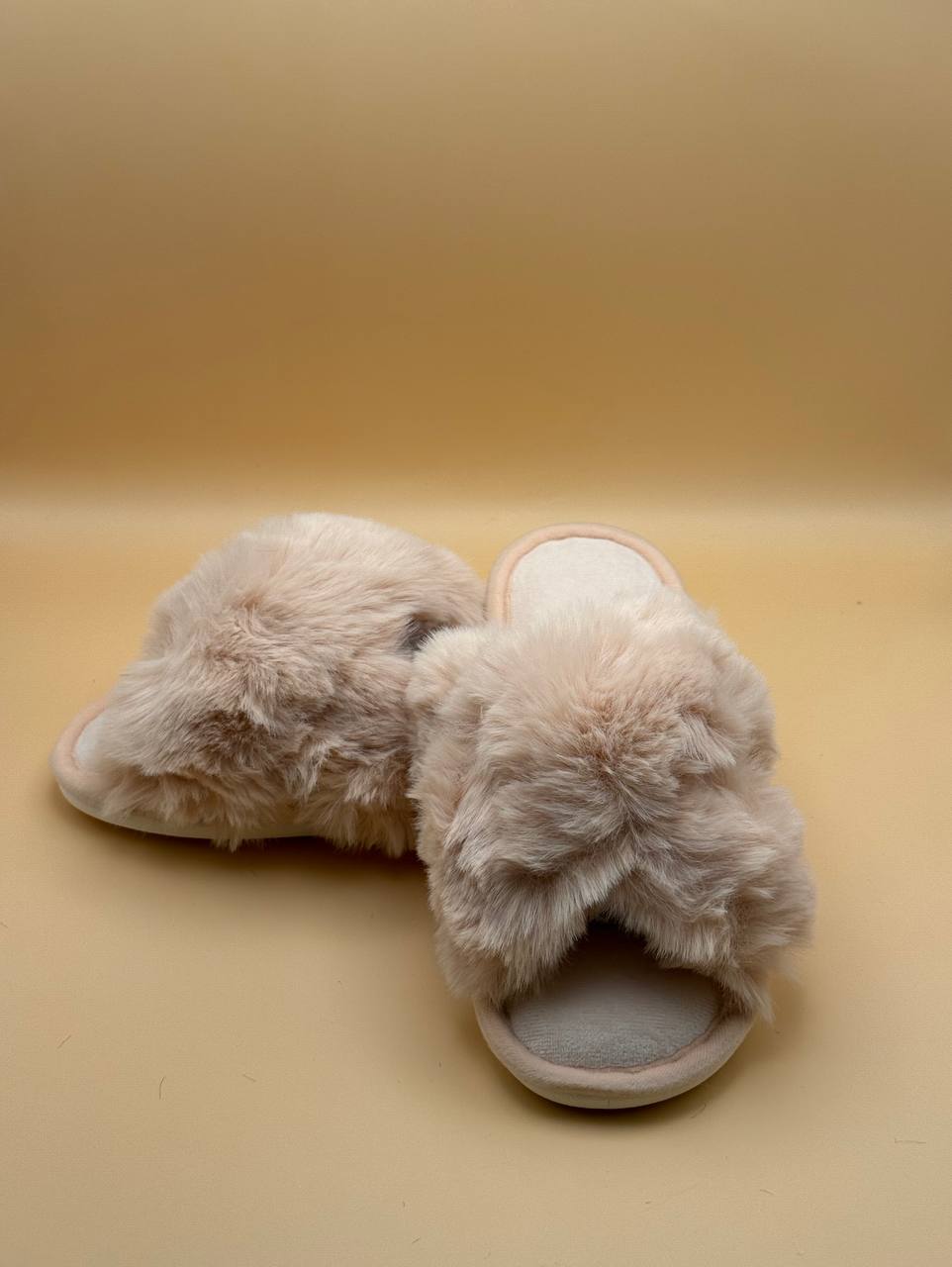 Furry Chic con Fascia Incrociata - Abbigliamento Jessica