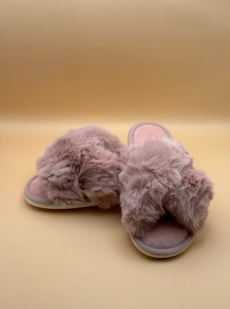 Furry Chic con Fascia Incrociata - Abbigliamento Jessica