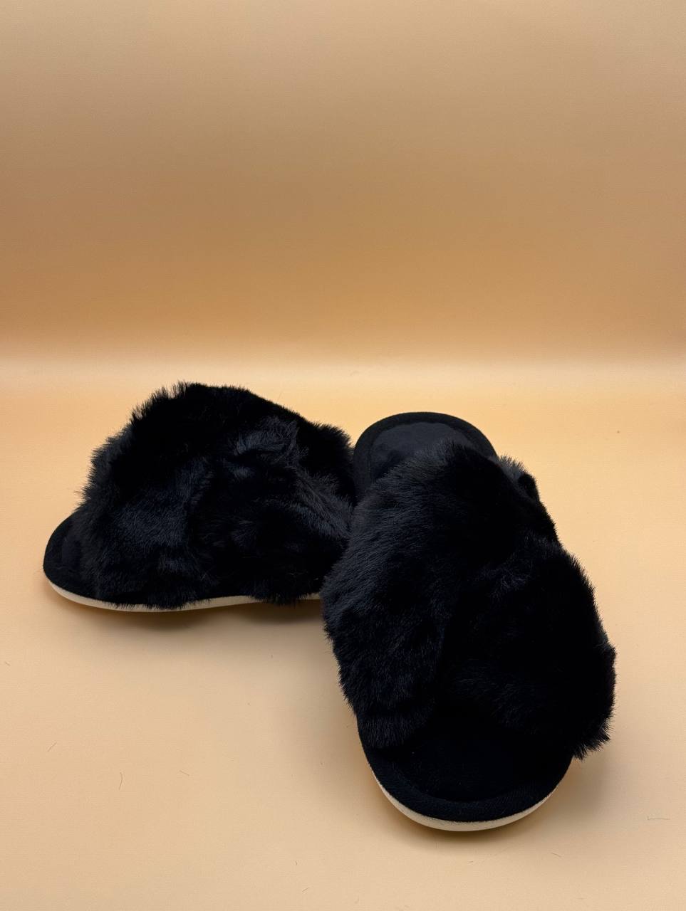 Furry Chic con Fascia Incrociata - Abbigliamento Jessica