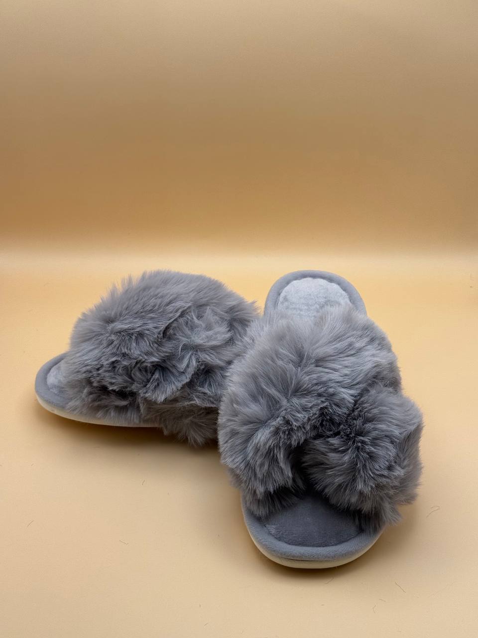 Furry Chic con Fascia Incrociata - Abbigliamento Jessica