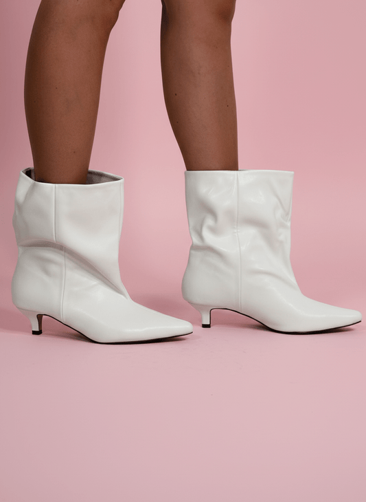 Stivale Pointy Chic Bianco - Abbigliamento Jessica