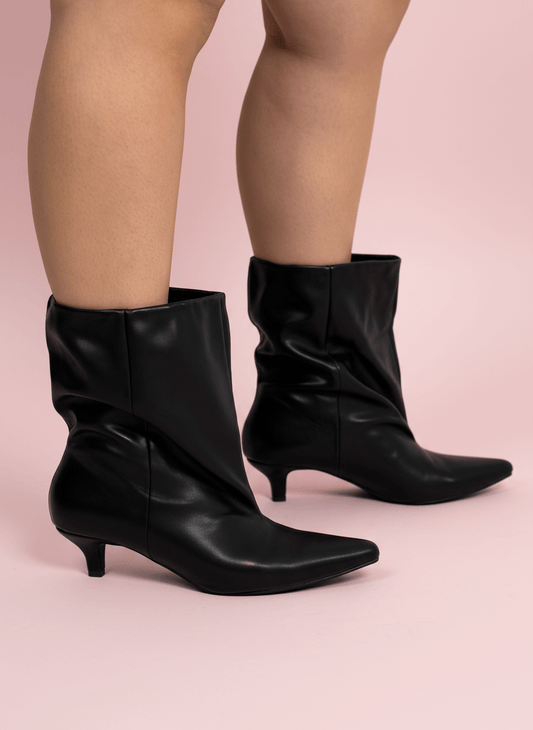 Stivale Pointy Chic Nero - Abbigliamento Jessica