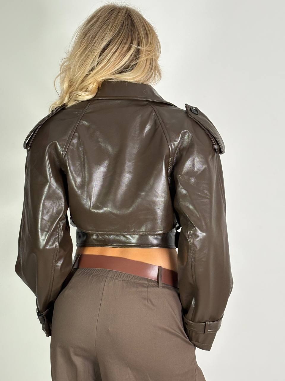 Trench Corto In Ecopelle Marrone - Abbigliamento Jessica
