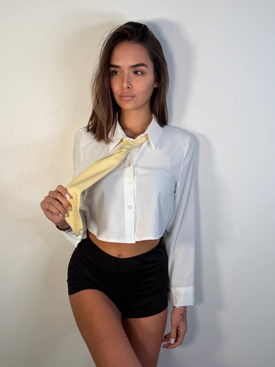 Camicia Crop Cravatta - Abbigliamento Jessica