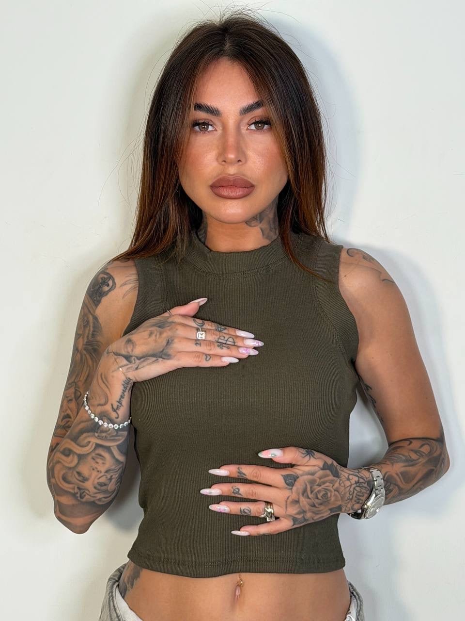 Canotta Basic Crop - Abbigliamento Jessica
