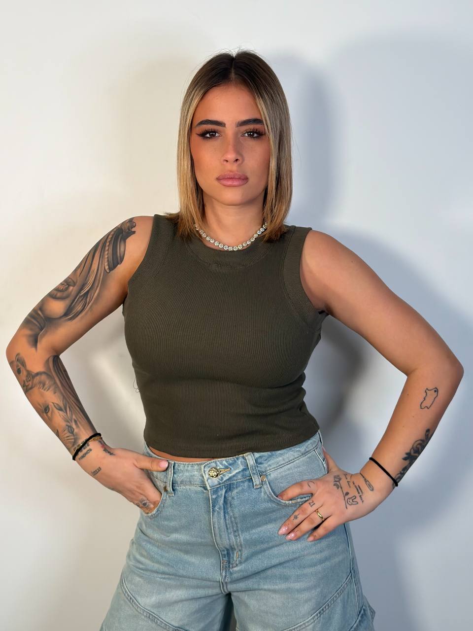 Canotta Basic Crop - Abbigliamento Jessica