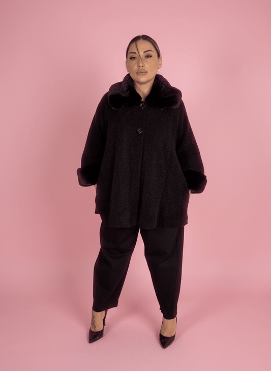 Cappotto Dettagli in Eco - Pelliccia Nero - Abbigliamento Jessica
