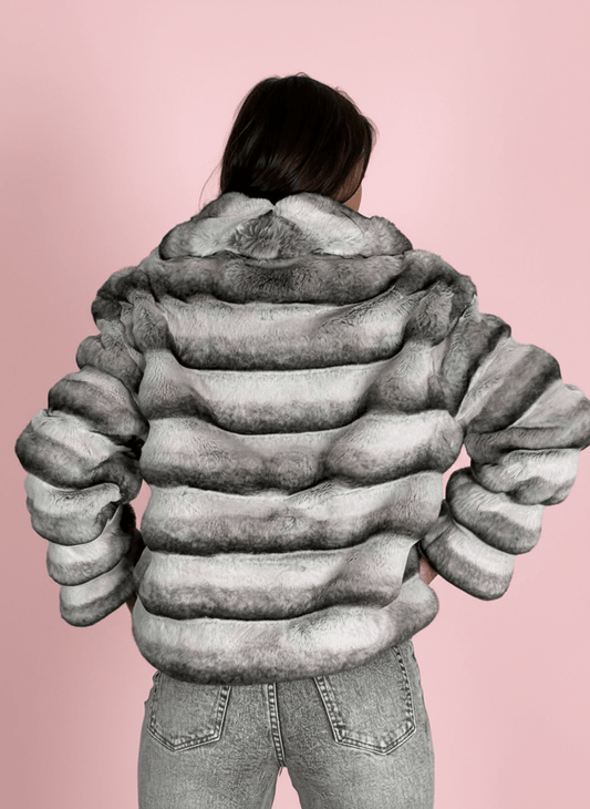 Pelliccia Ecologica Grigia A Fasce - Abbigliamento Jessica