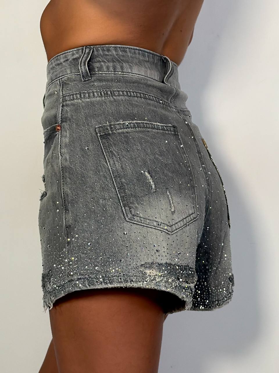 Shorts Leo Task