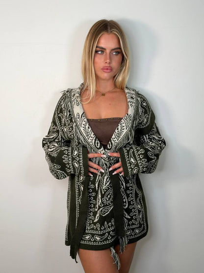 Cardigan Bandana