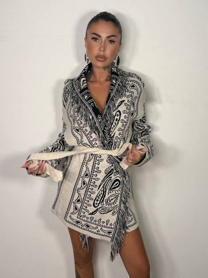 Cardigan Bandana